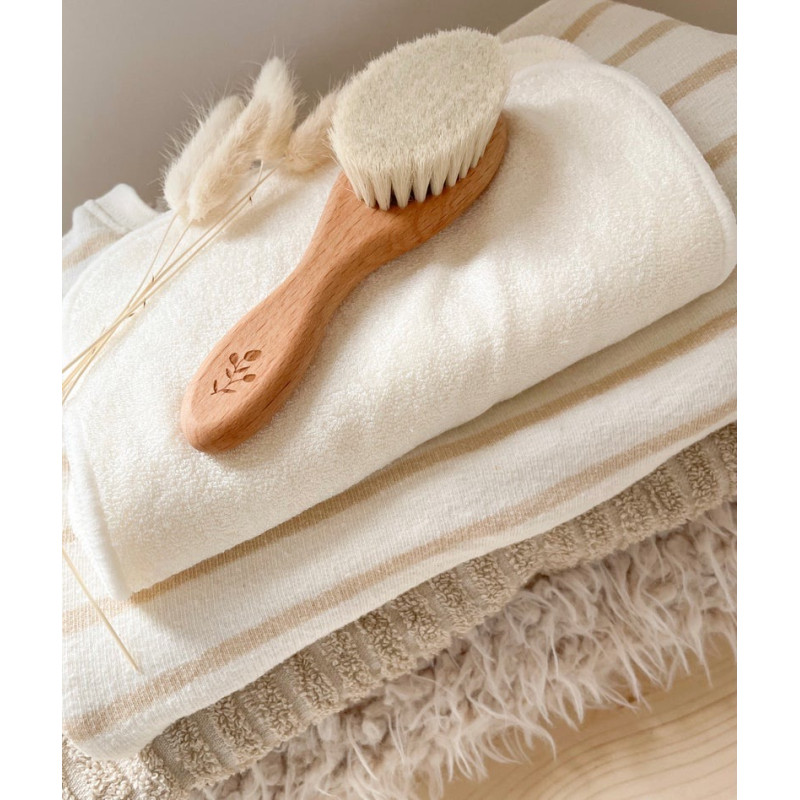 Brosse à cheveux bébé - BAIN/Accessoires - un24septembre