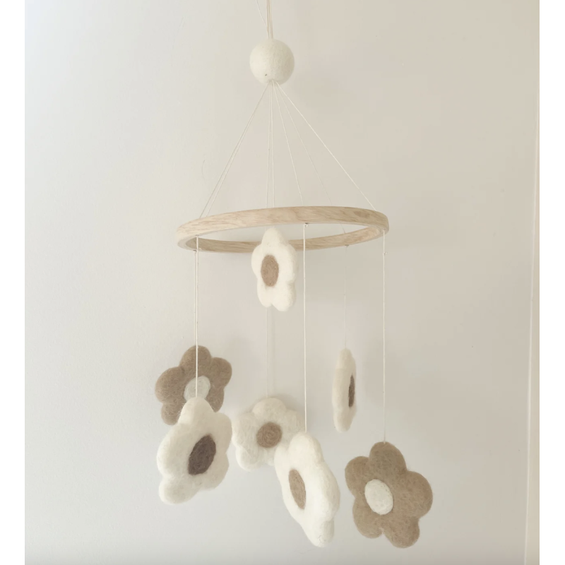 Mobile bébé - Fleurs - Fait à la main - OUTLET - un24septembre